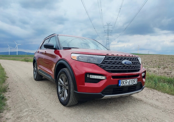 Ford Explorer cena 169000 przebieg: 80000, rok produkcji 2021 z Krosno małe 781